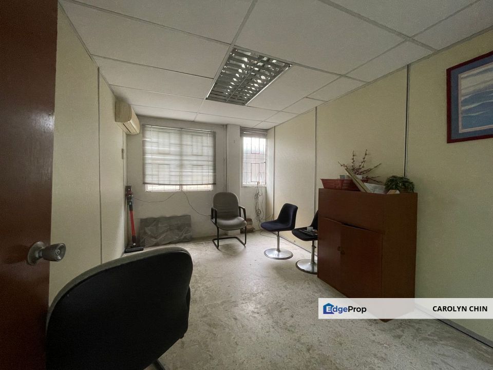 Commercial Bungalow For Rent. Ideal for Clinics & Wellness Businesses!, Kuala Lumpur, Damansara Heights