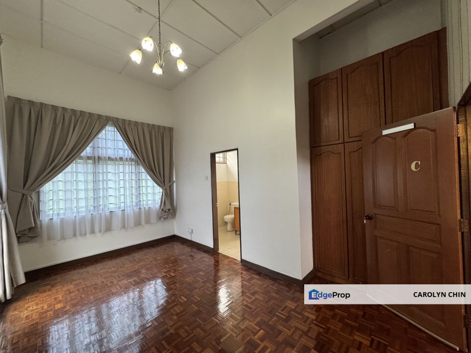 SS 19 SUBANG JAYA BUNGALOW FOR SALE SS19, Selangor, Subang Jaya
