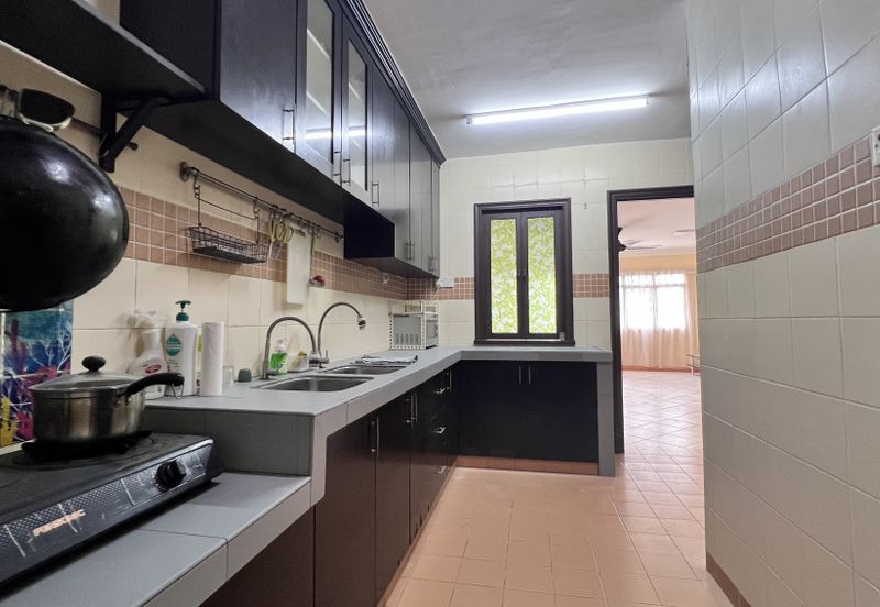 Perdana Exclusive Condominium