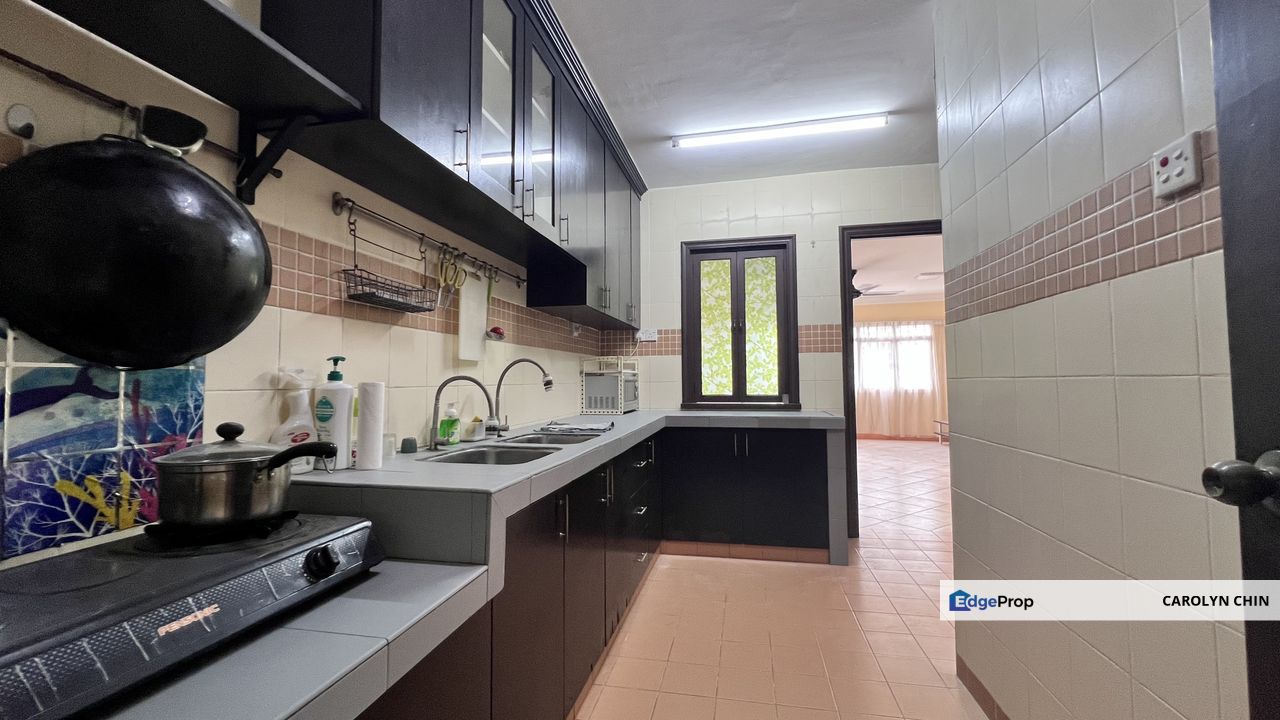 Rare Two Carparks High Floor Perdana Exclusive Condo For Sale, Selangor, Damansara Perdana