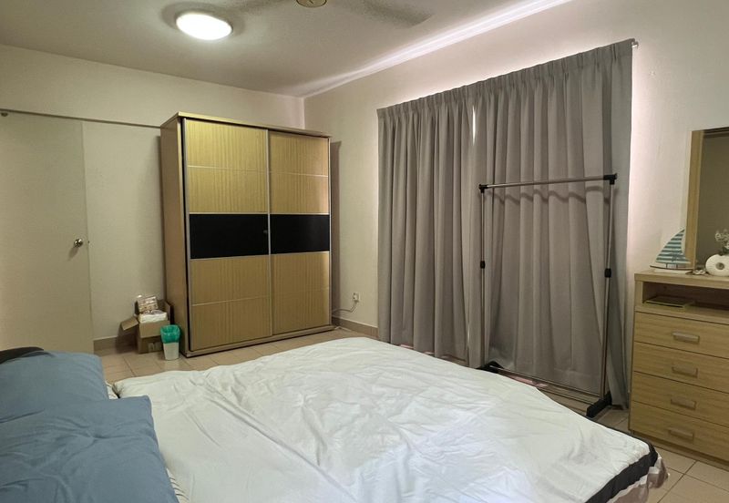 Perdana Exclusive Condominium