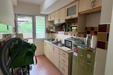 Perdana Exclusive Condominium