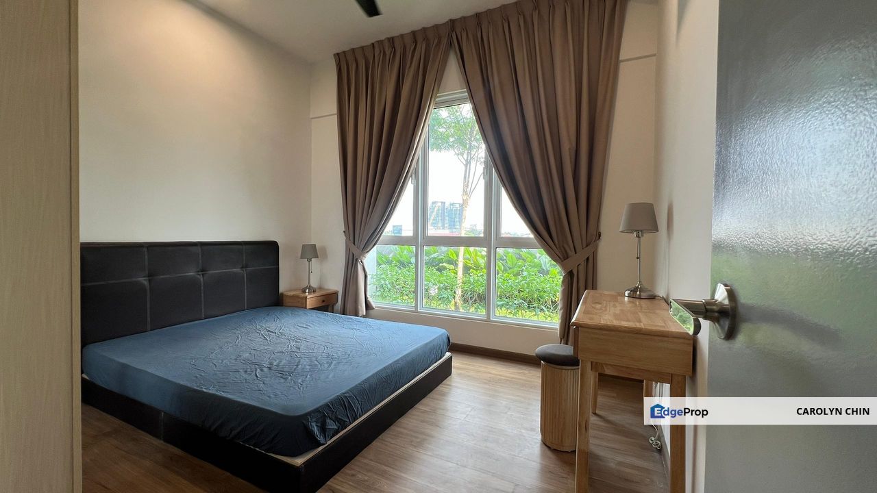 Fully Furnished ID Corner Unit with Garden! , Selangor, Kayu Ara