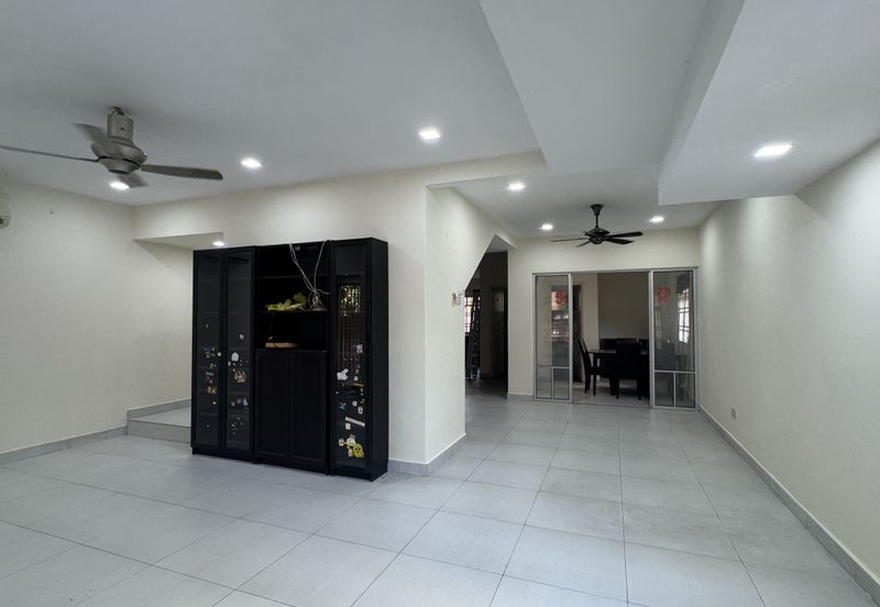 Jalan Putra Permai 10/1 D