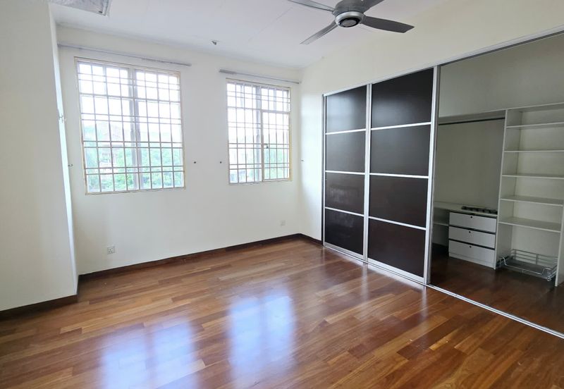 Jalan Putra Permai 10/1 D