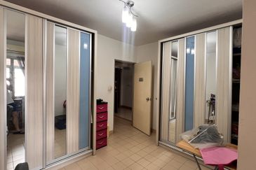 Perdana Exclusive Condominium