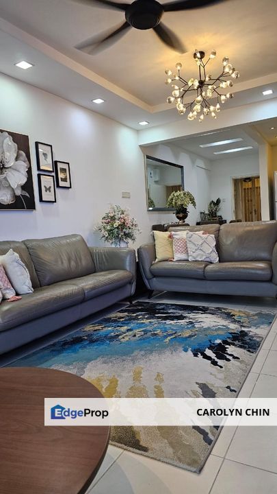 Golf Course View Mid Floor Well Appointed Unit , Selangor, Tropicana