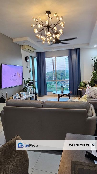 Golf Course View Mid Floor Well Appointed Unit , Selangor, Tropicana