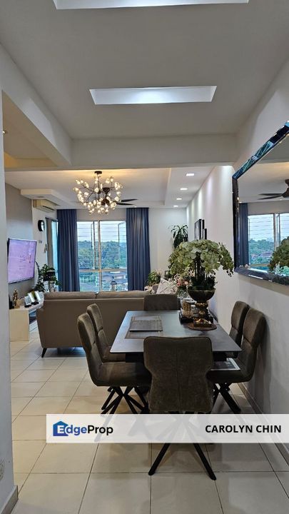 Golf Course View Mid Floor Well Appointed Unit , Selangor, Tropicana