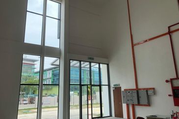 Detached Factory, Near Commercial Centre, Highways