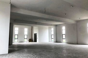 Detached Factory, Near Commercial Centre, Highways