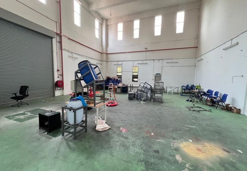 Renovated & Well Kept, Near Commercial Centre, Highways