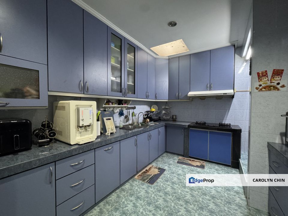 Prime SS14 Subang Jaya | renovated house for sale | walk to SS18 LRT, Selangor, Subang Jaya