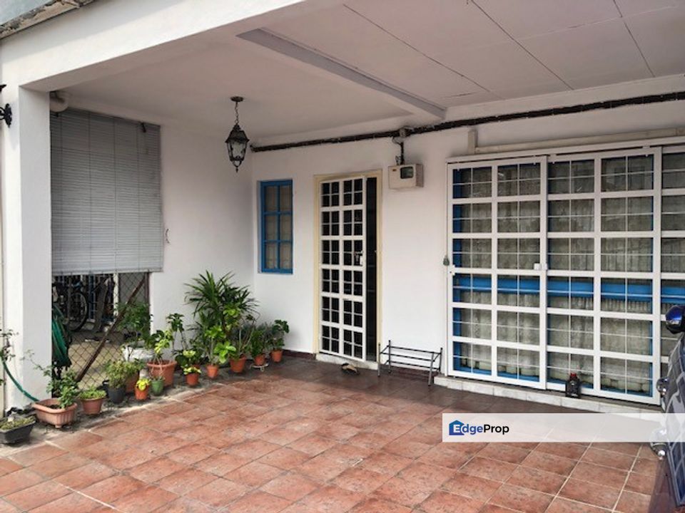 1.5 Storey house at USJ 12 For Sale, Selangor, USJ