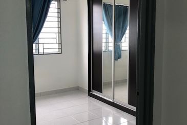 Main Place Residence