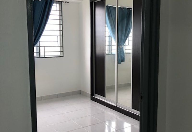 Main Place Residence