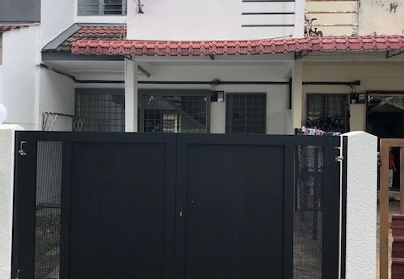 Renovated intermediate lot Freehold double storey in SS19 Subang Jaya
