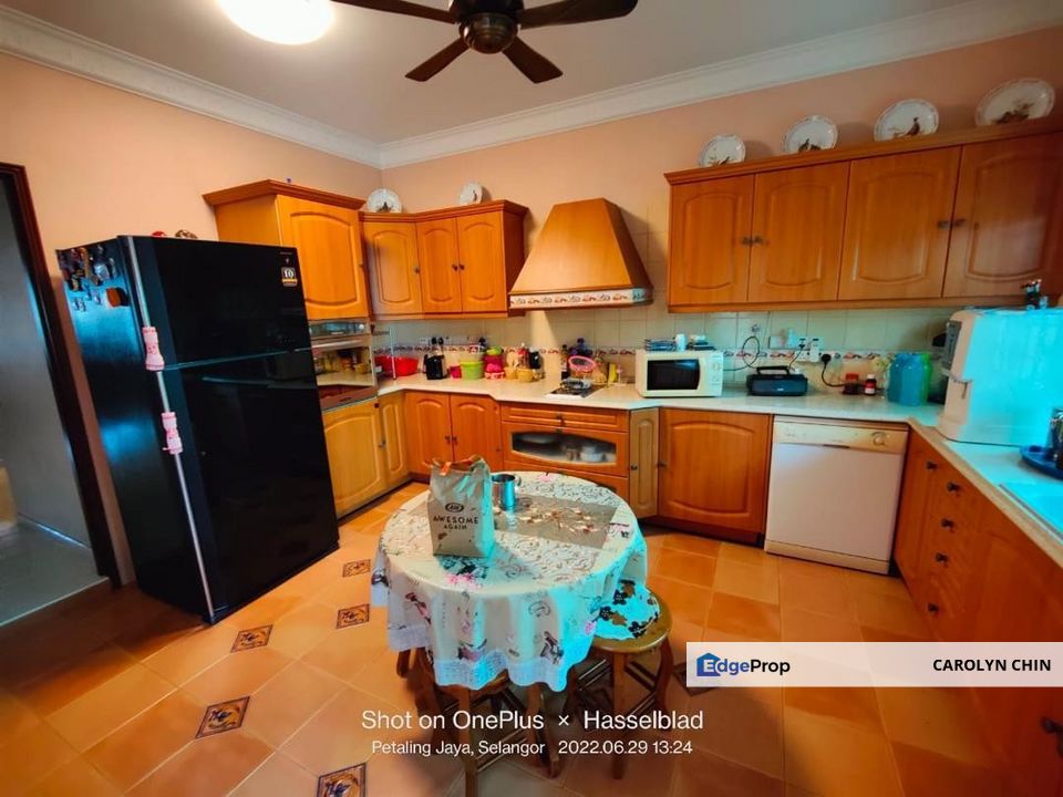 Freehold Semi Detached House For Sale at Section 5, off Jalan Gasing, Petaling Jaya., Selangor, Petaling Jaya