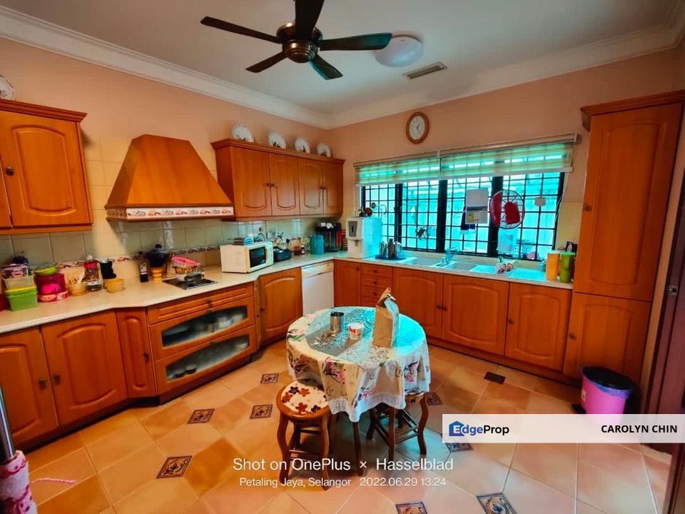 Freehold Semi Detached House For Sale at Section 5, off Jalan Gasing, Petaling Jaya., Selangor, Petaling Jaya
