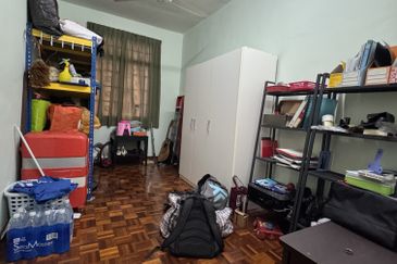 Subang Perdana Goodyear Court 10