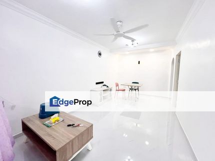 Taman Universiti Single Storey Low Cost, Johor, Skudai