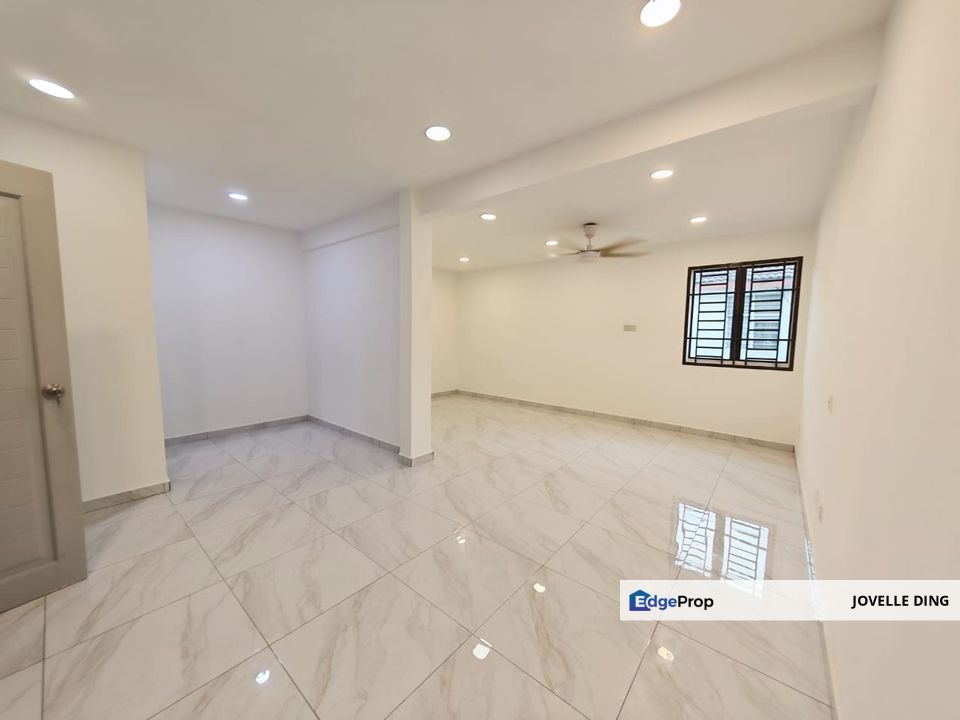 Taman Nusantara Gelang Patah 2 Storey House For Sale, Johor, Gelang Patah