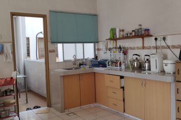 Bayu Puteri Apartment