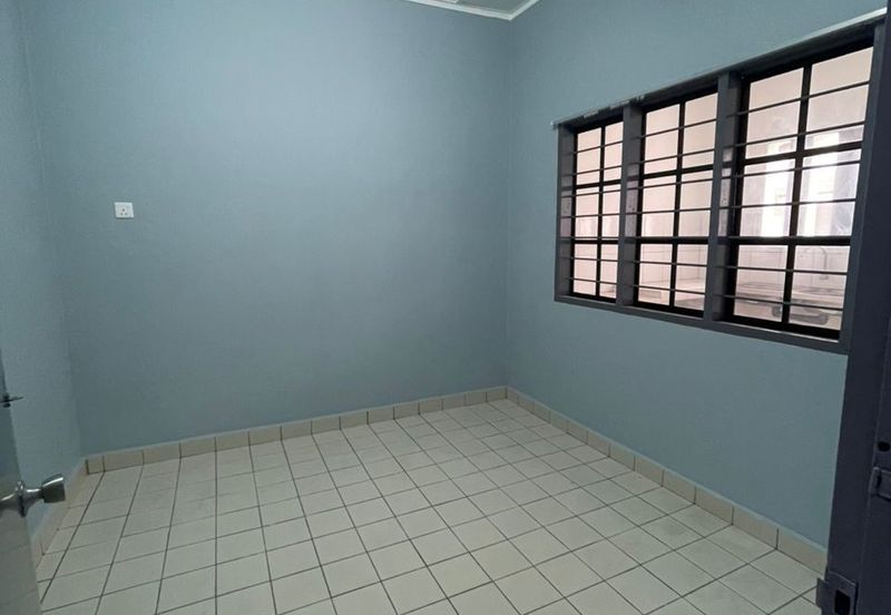 Paramount Garden (Taman Paramount)