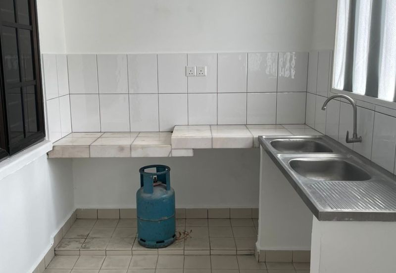 Paramount Garden (Taman Paramount)