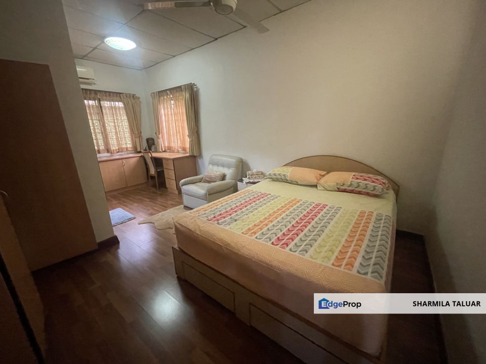 Seksyen 11 Petaling Jaya, 1-Storey Bungalow, For Sale, Lease Extended, Selangor, Petaling Jaya