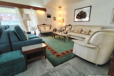 Bukit Pantai (Pantai Hill)