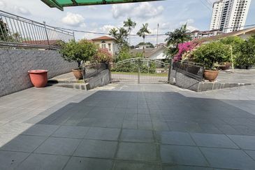 Seksyen 12, Petaling Jaya