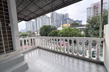 Happy Garden (Taman Gembira)