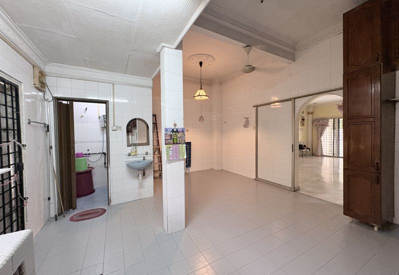 Happy Garden (Taman Gembira)