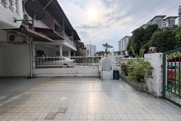 Happy Garden (Taman Gembira)