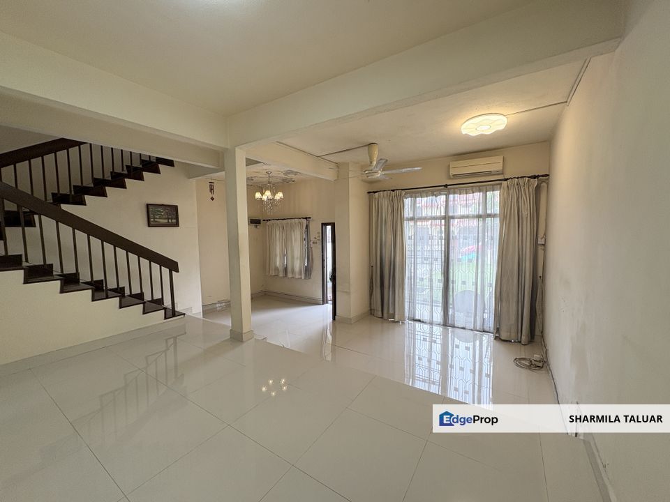 SS 19 Subang Jaya, 2-Storey Link Terrace, For Sale, Basic Condition, Selangor, Subang Jaya