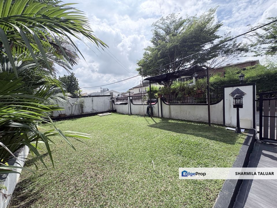 SS 21 Damansara Utama, Petaling Jaya, 2-Storey Semi-Detached, For Sale, Basic Condition, Selangor, Petaling Jaya