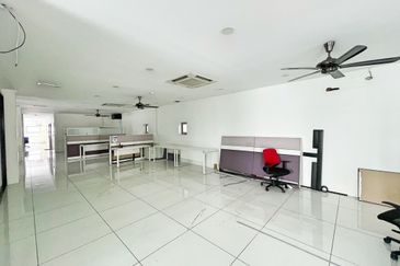 Bukit Jelutong Industrial Park