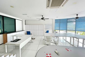 Bukit Jelutong Industrial Park