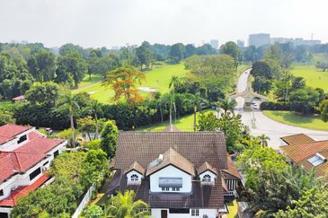 SS7 KELANA JAYA GOLF 