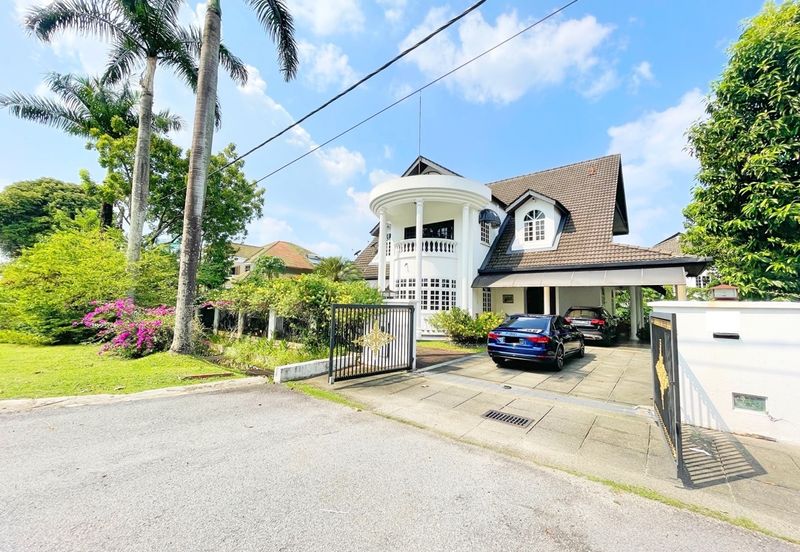 SS7 KELANA JAYA GOLF 