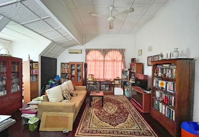 SS7 KELANA JAYA GOLF 