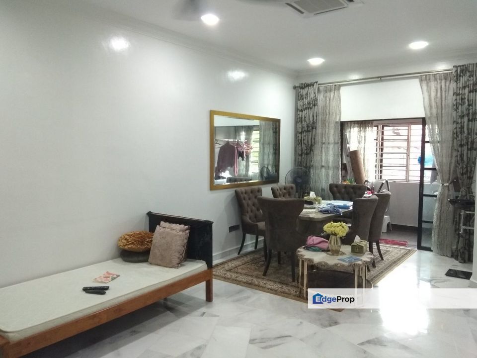Townhouse Taman Desa Damai ,Alam Damai , Cheras, Kuala Lumpur, Cheras