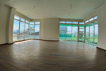 Bandar Tun Hussein Onn