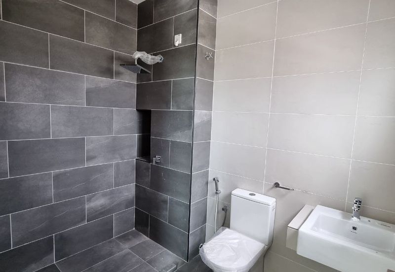 2 Storey Corner Lot House Padura Alam Impian