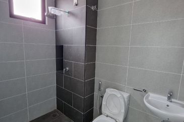 2 Storey Corner Lot House Padura Alam Impian