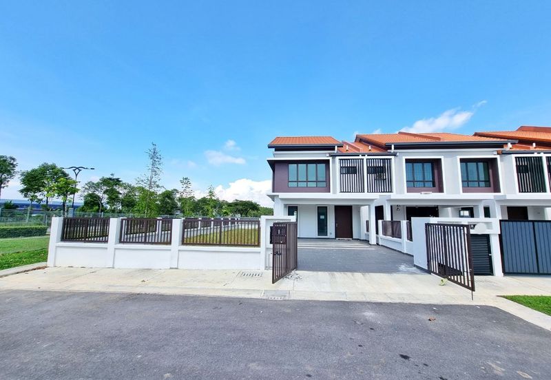 2 Storey Corner Lot House Padura Alam Impian