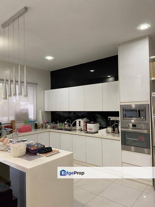 3 Storey Semi-D Mezzo Bukit Jelutong, Shah Alam FOR SALE! ., Selangor, Shah Alam