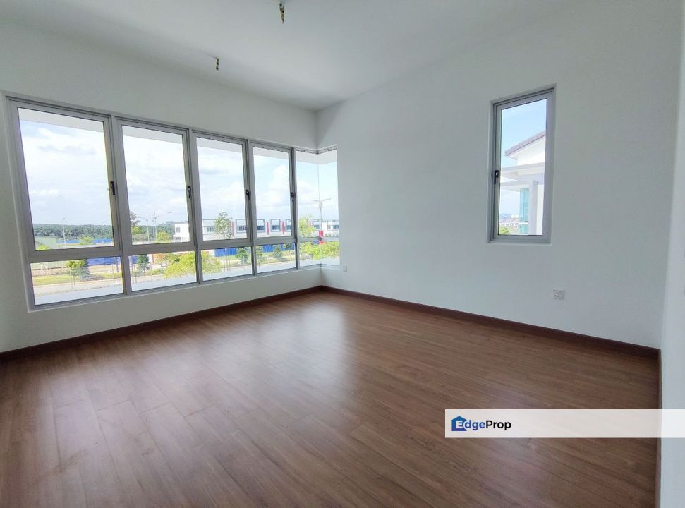 Facing Open | Double Storey Terrace Adiva Serenia City Kota Warisan Sepang, Selangor, Sepang