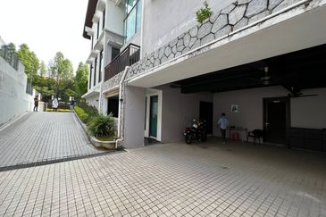 Renovated Exclusive Primo 2 Bukit Jelutong